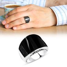 Load image into Gallery viewer, Men's Black Onyx Stone 925 Carat Silver Ring