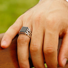 Load image into Gallery viewer, Men's Black Onyx Stone 925 Carat Silver Ring