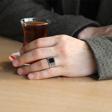 Load image into Gallery viewer, Men's Black Onyx Stone 925 Carat Silver Ring