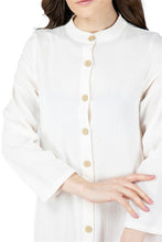 Load image into Gallery viewer, عباية كريمي بأزرار نسائية