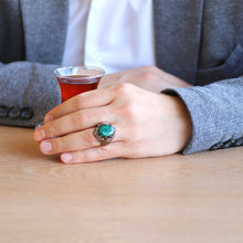 Load image into Gallery viewer, Men's Green Stone 925 Carat Silver Ring