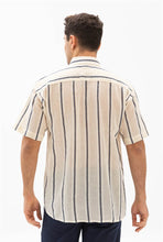 Load image into Gallery viewer, Men's Short Sleeves Striped Shirt