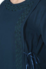 Load image into Gallery viewer, عباية أخضر بترولي مطرزة نسائية