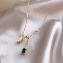 Load image into Gallery viewer, 2020 South Korea New Green Pearl Pendant Necklace Delicate Elegant Clavicle Chain Geometric Simple Neck Chain