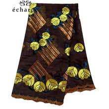 Load image into Gallery viewer, 2021 African Muslim Women Turban Embroidery Soft Cotton 3 Color Matching Dubai Cotton Scarf Islamic Pray Cotton Shawls EC504