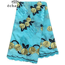 Load image into Gallery viewer, 2021 African Muslim Women Turban Embroidery Soft Cotton 3 Color Matching Dubai Cotton Scarf Islamic Pray Cotton Shawls EC504