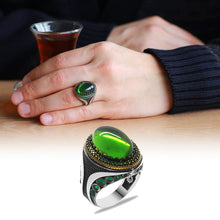 Load image into Gallery viewer, Men's Green Zircon Gemmed 925 Carat Silver Ring