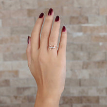 Load image into Gallery viewer, خاتم فضّي 925 عيار مطلي بالوردي بفصوص زركون نسائي