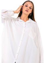 Load image into Gallery viewer, Women&#39;s Button Boyfriend Shirt
