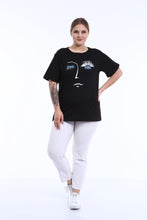Load image into Gallery viewer, Women&#39;s Oversize Printed Black T-shirt
