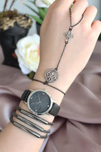 Load image into Gallery viewer, Women&#39;s Leather Strap Watch &amp; Bracelet Set
