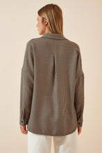 Load image into Gallery viewer, Women&#39;s Oversize Hound&#39;s Tooth Pattern Shirt
