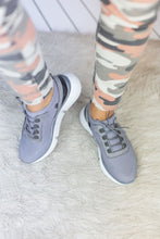 Load image into Gallery viewer, Women&#39;s Grey Sport Shoes
