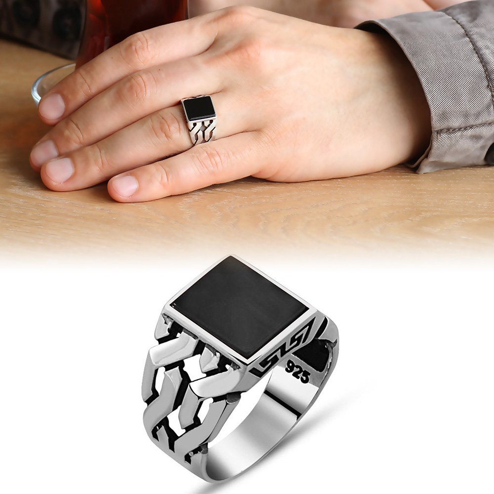 Men's Black Onyx Stone 925 Carat Silver Ring