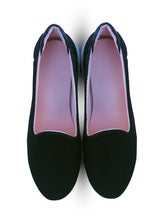 Load image into Gallery viewer, Women&#39;s Black Mesh Babette
