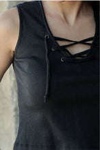 Load image into Gallery viewer, Vavin SLEEVELESS CROPPED BLOUSE - Dark blue
