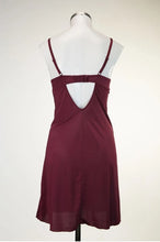 Load image into Gallery viewer, PIERRE CARDIN NIGHT DRESS - Burgundy
