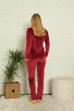 Load image into Gallery viewer, Women&#39;s Long Sleeves Velvet Pajama Set
