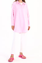 Load image into Gallery viewer, Women&#39;s Oversize Pink Tunic
