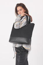 Load image into Gallery viewer, Women&#39;s Casual Bag
