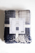 Load image into Gallery viewer, Navy Blue Casual Single Bed Blanket
