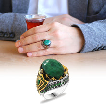 Load image into Gallery viewer, Men&#39;s Green Stone 925 Carat Silver Ring
