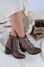 Load image into Gallery viewer, Women&#39;s Mink Leather - Swede Boots
