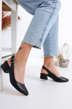 Load image into Gallery viewer, Women&#39;s Black Leather Heeled Shoes

