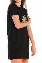 Load image into Gallery viewer, Women&#39;s Printed Black T-shirt

