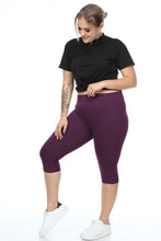 Load image into Gallery viewer, Women&#39;s Oversize Elastic Waist Purple Slimming Capri Leggings
