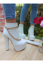 Load image into Gallery viewer, Women&#39;s Chain Detail White Leather Heeled Boots
