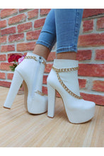 Load image into Gallery viewer, Women&#39;s Chain Detail White Leather Heeled Boots
