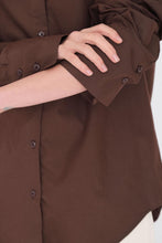 Load image into Gallery viewer, Women&#39;s Oversize Dark Brown Long Shirt
