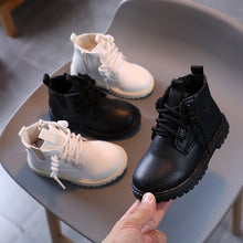 Load image into Gallery viewer, 2021 Autumn Winter Children Boots Boys Girls Martin Boots Toddler Fashion Leather Shoes Windproof Soft Bottom Kids Snow Boots
