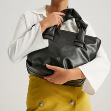 Load image into Gallery viewer, Women&#39;s Black Shoulder Bag
