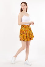 Load image into Gallery viewer, Women&#39;s Pleated Floral Pattern Shorts Skirt
