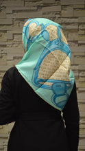 Load image into Gallery viewer, Women&#39;s Patterned Twill Silk Scarf
