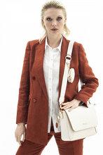 Load image into Gallery viewer, &amp; VLT015-Bej
