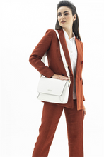 Load image into Gallery viewer, &amp; VLT015-Beyaz
