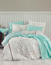 Load image into Gallery viewer, Patterned Mint Green Double Bed Pique Duvet Cover Set
