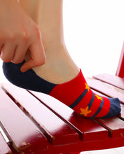 Load image into Gallery viewer, Women&#39;s Star Pattern Babette Socks
